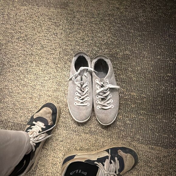 Sneakers - Picture 1 of 8